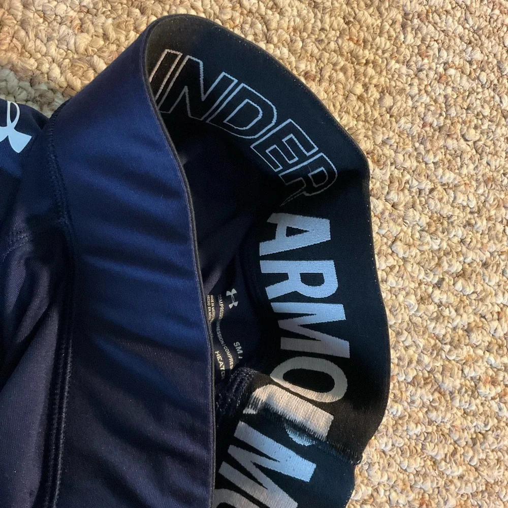 Spandex - Picture 2 of 4